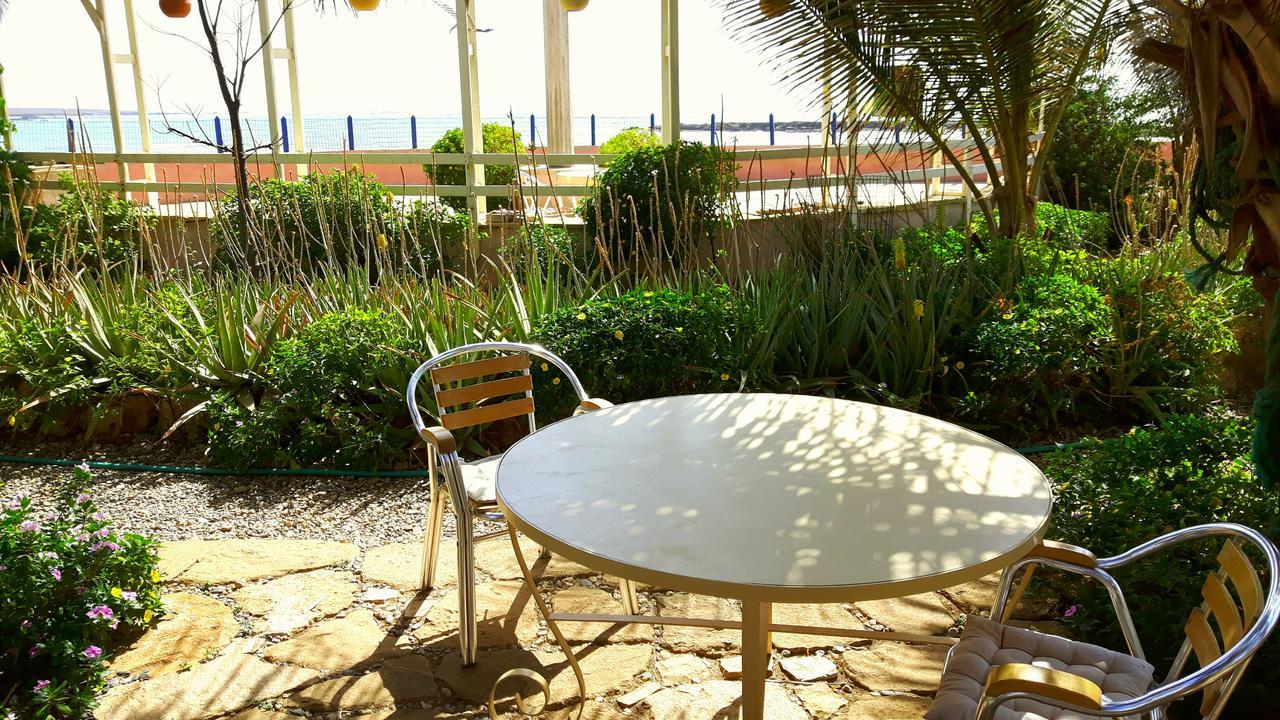 Torre Sabina Bed and Breakfast Cidade do Maio Exteriör bild